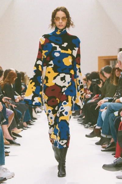 Look 48